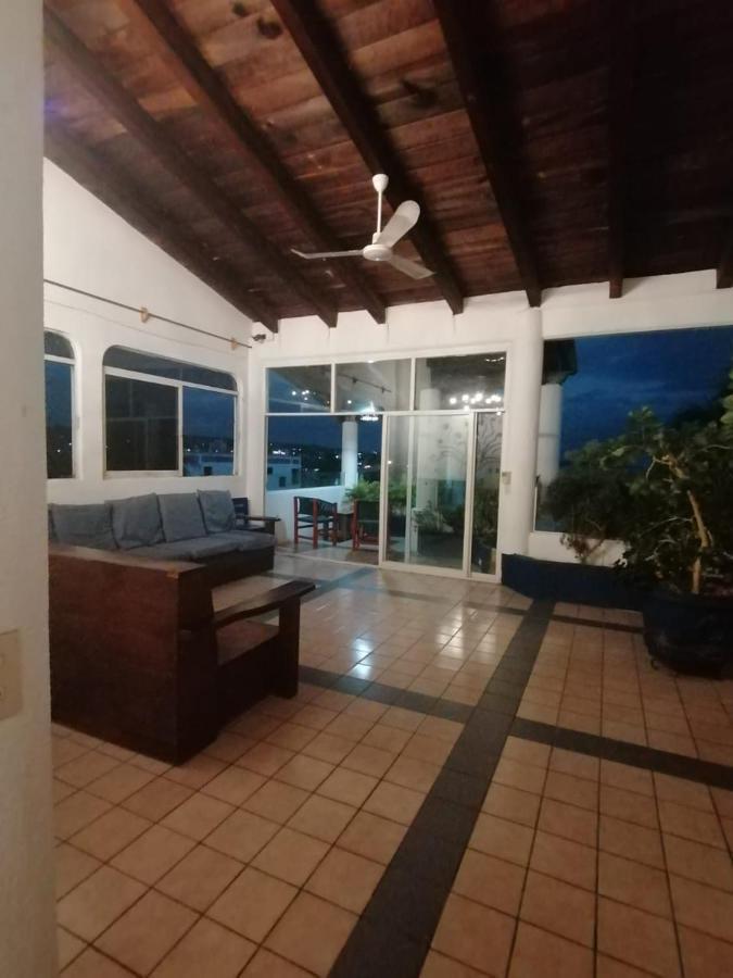 Hotel & Hostal Mayflower Puerto Escondido  Zewnętrze zdjęcie