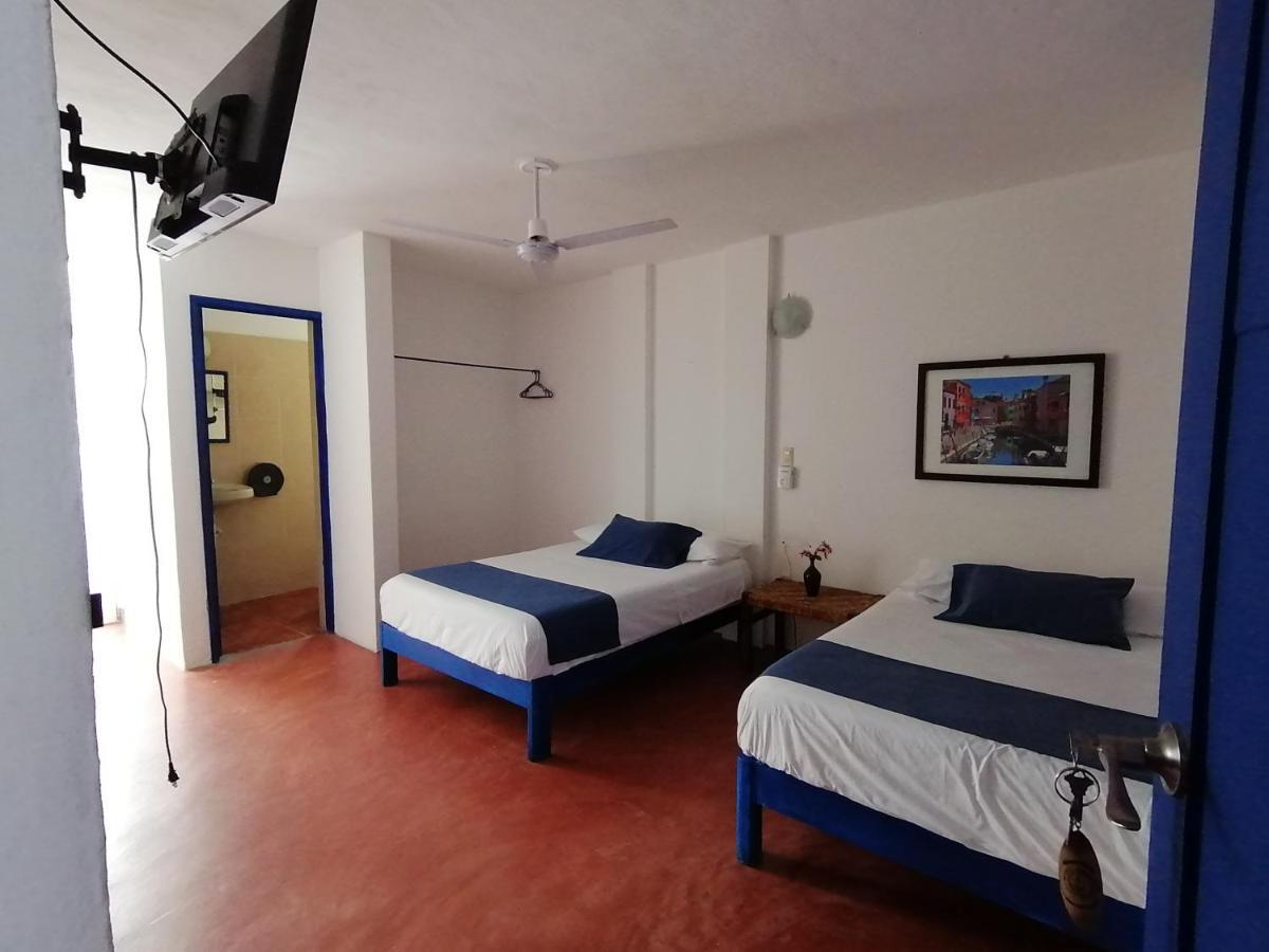 Hotel & Hostal Mayflower Puerto Escondido  Zewnętrze zdjęcie